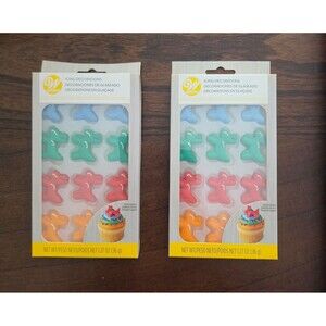Wilton Balloon Dog Decorations Lot of 2 Craft Display Prop Use Only